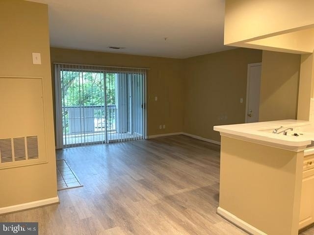 20283 Beechwood Terrace - Photo 7
