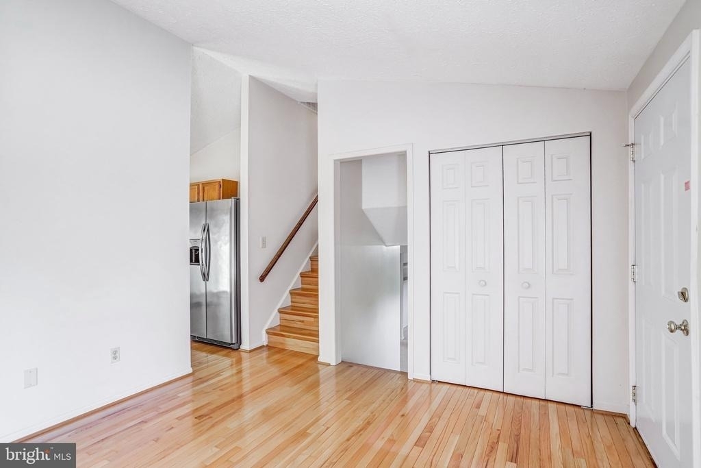 1803 E Beech Road - Photo 4