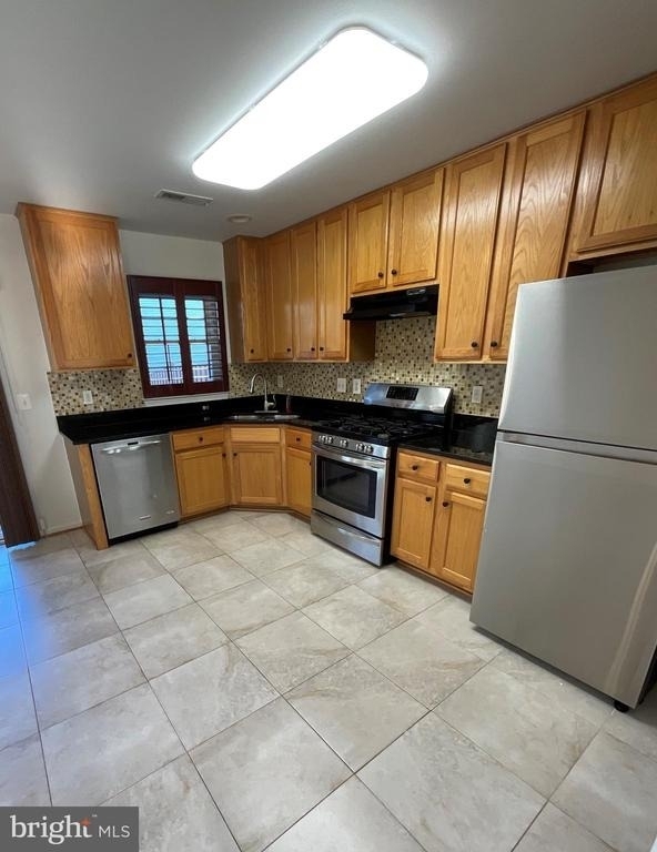42793 Pilgrim Square - Photo 6