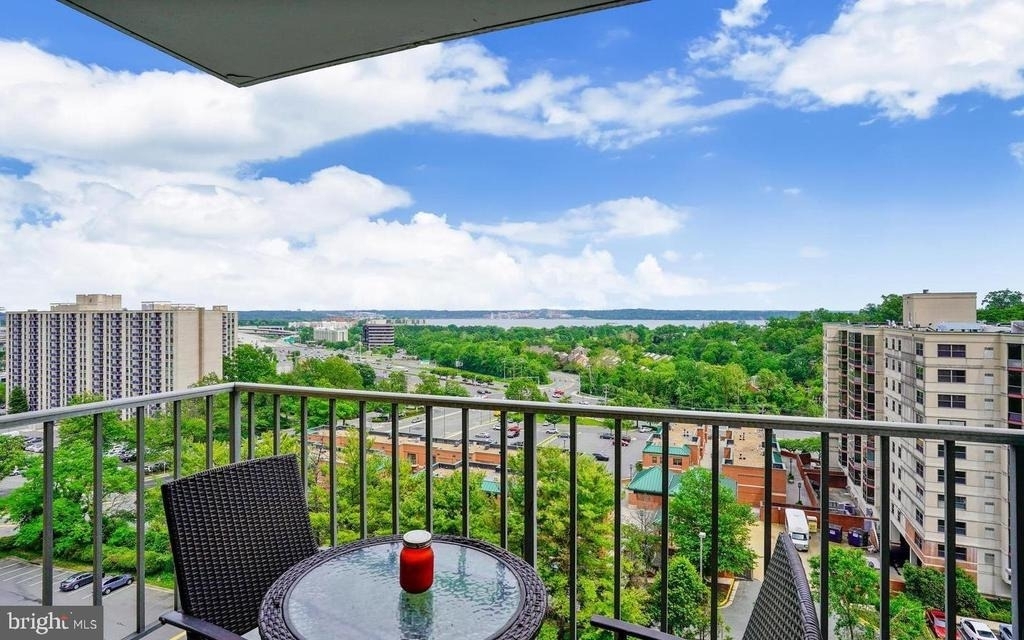 2059 Huntington Avenue - Photo 1