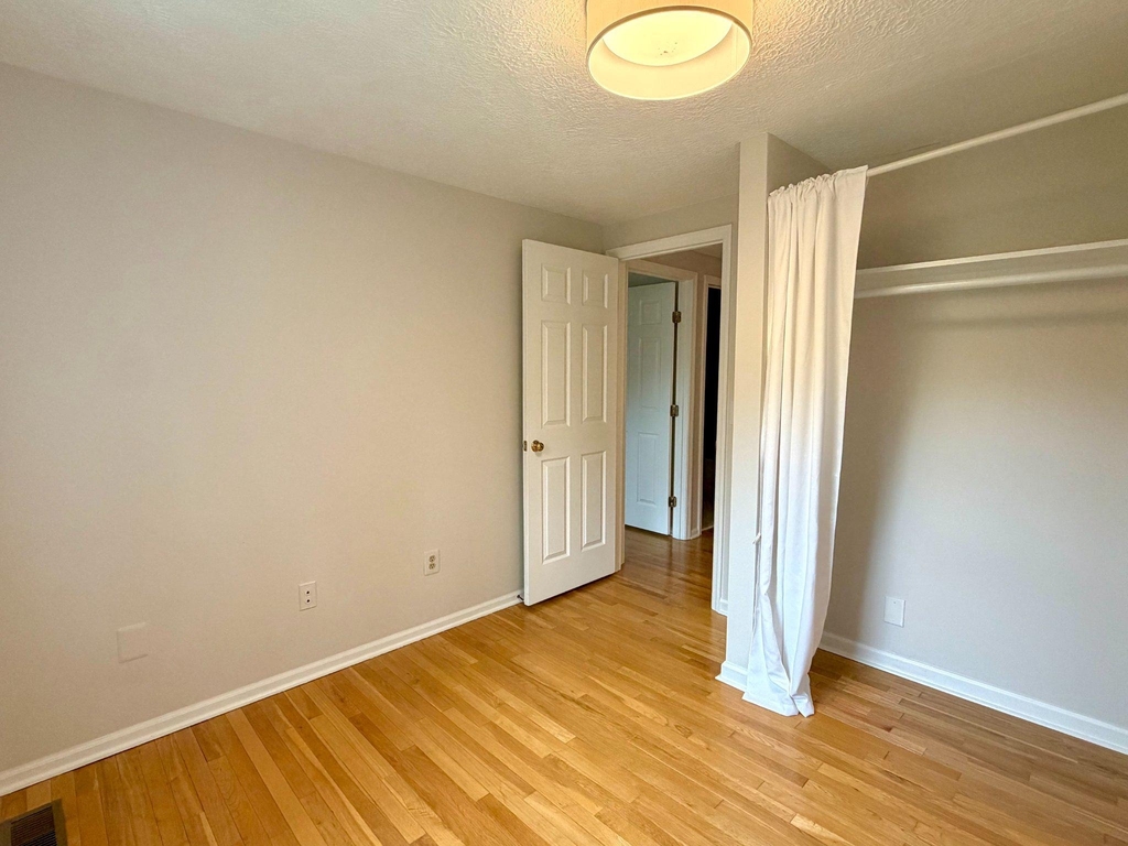 6812 Ericka Avenue - Photo 24