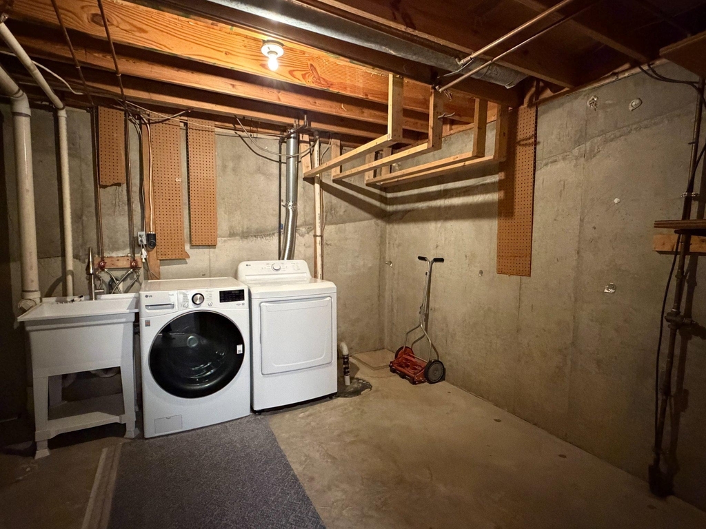 6812 Ericka Avenue - Photo 30