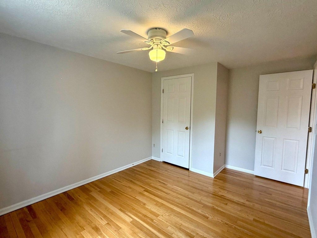 6812 Ericka Avenue - Photo 19