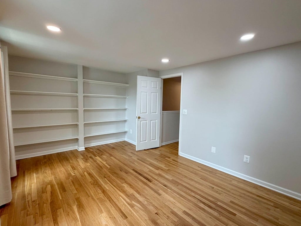 6812 Ericka Avenue - Photo 15