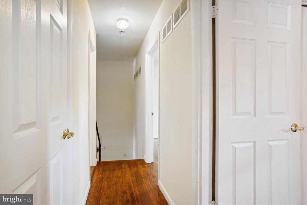 8509 Cyrus Place - Photo 29