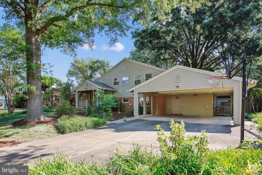 8509 Cyrus Place - Photo 39