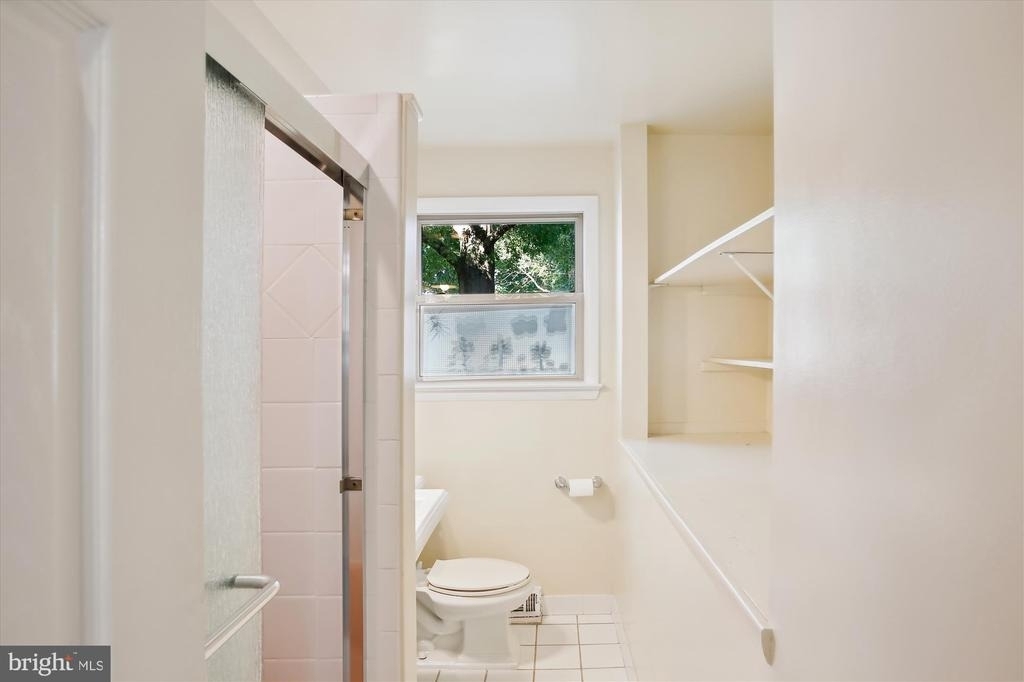 8509 Cyrus Place - Photo 30