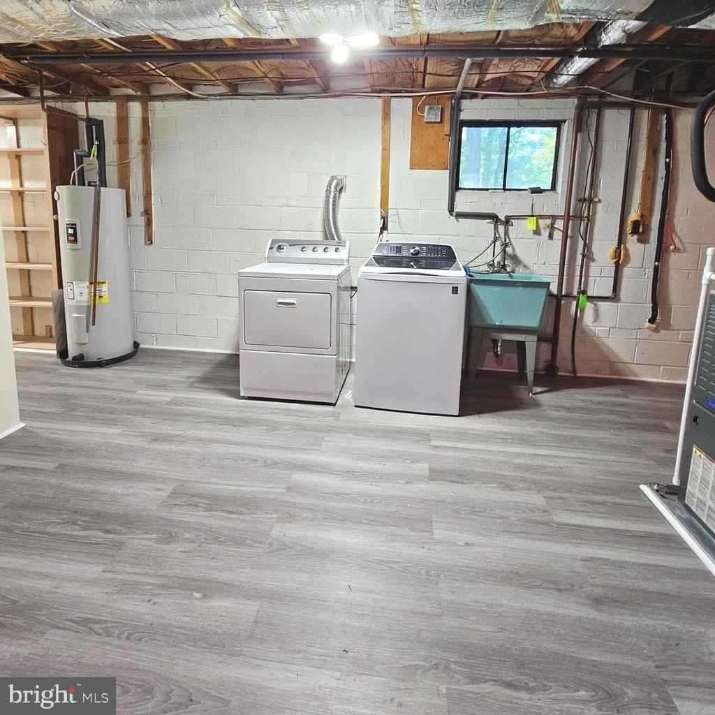 8925 Falling Creek Court - Photo 38