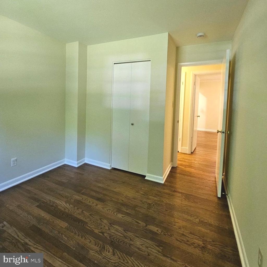 8925 Falling Creek Court - Photo 27