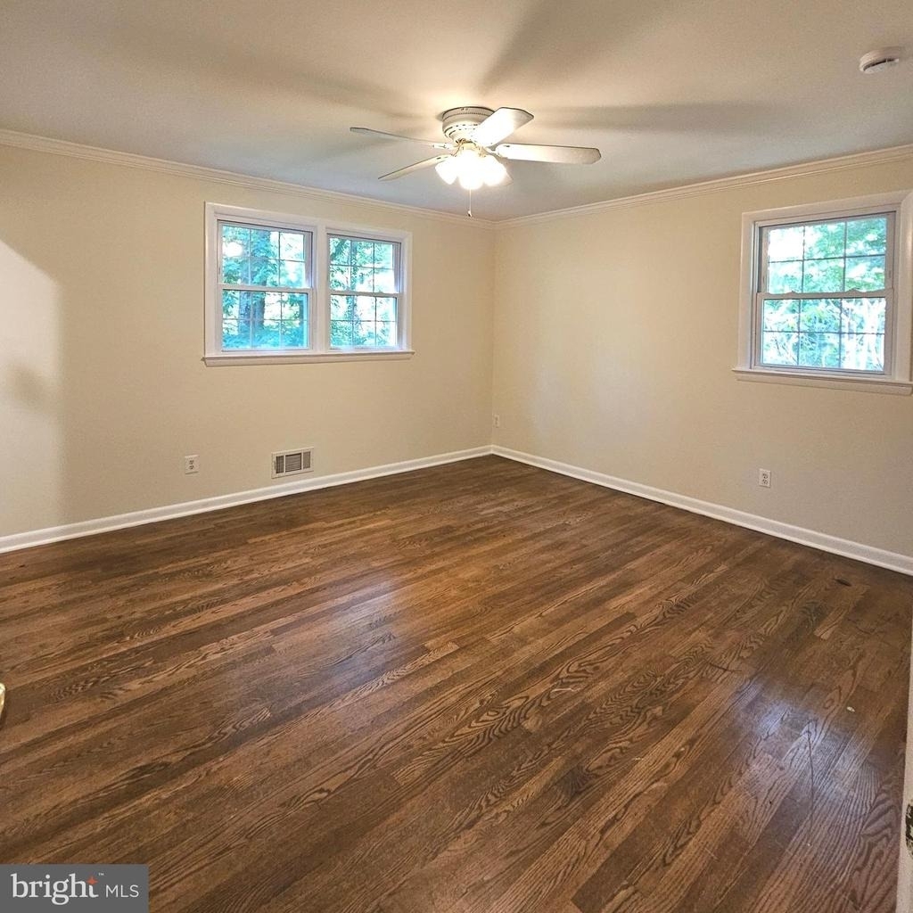 8925 Falling Creek Court - Photo 23
