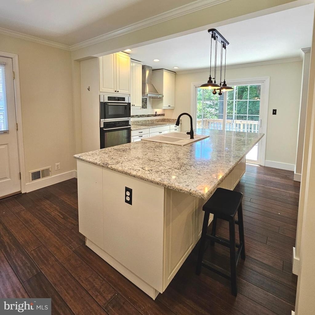 8925 Falling Creek Court - Photo 21