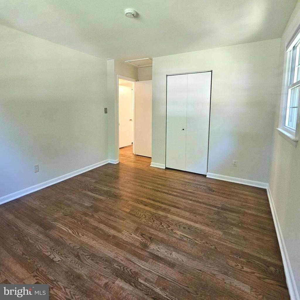 8925 Falling Creek Court - Photo 29