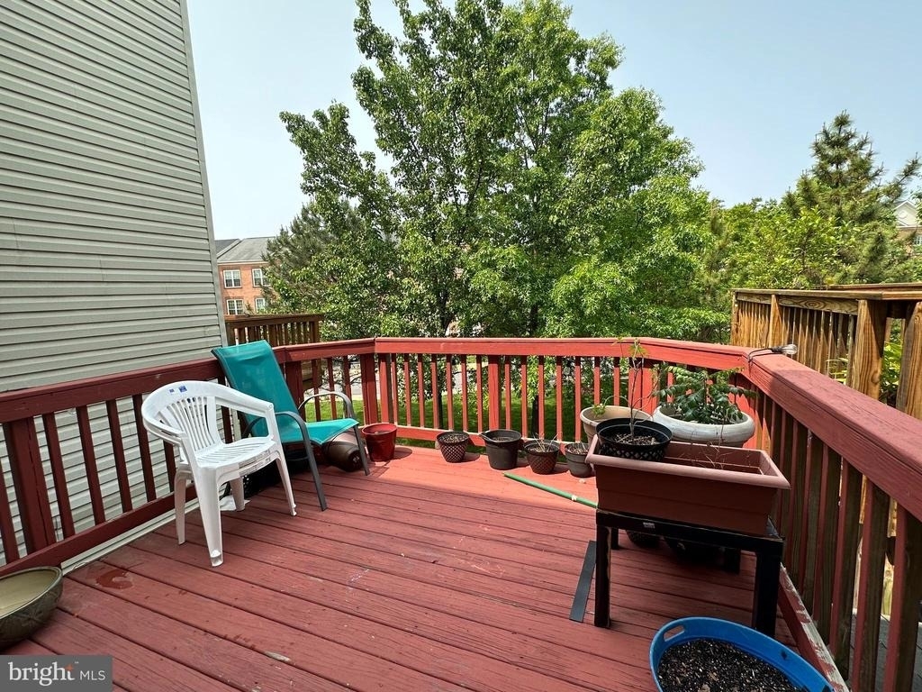 2386 Woodland Pond Lane - Photo 9