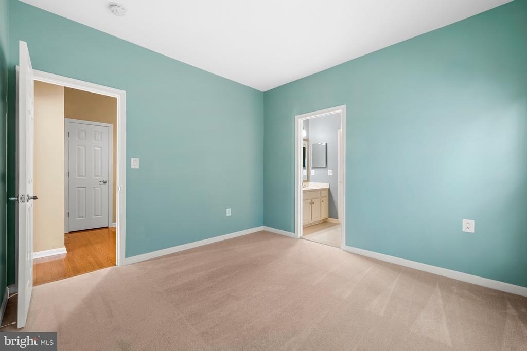 9161 Finnegan Street - Photo 43
