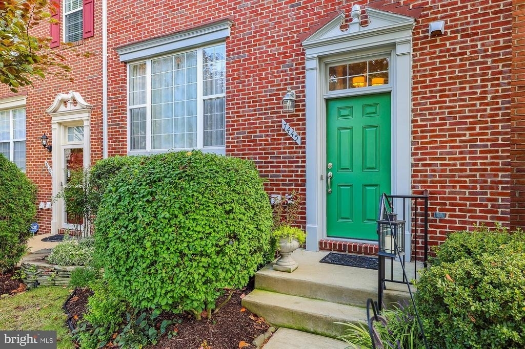 7445 Gillingham Row - Photo 0