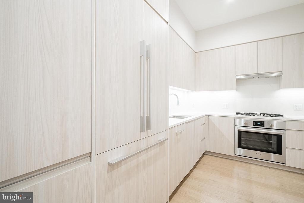 701 Swann Avenue - Photo 13