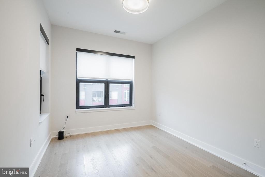 701 Swann Avenue - Photo 24