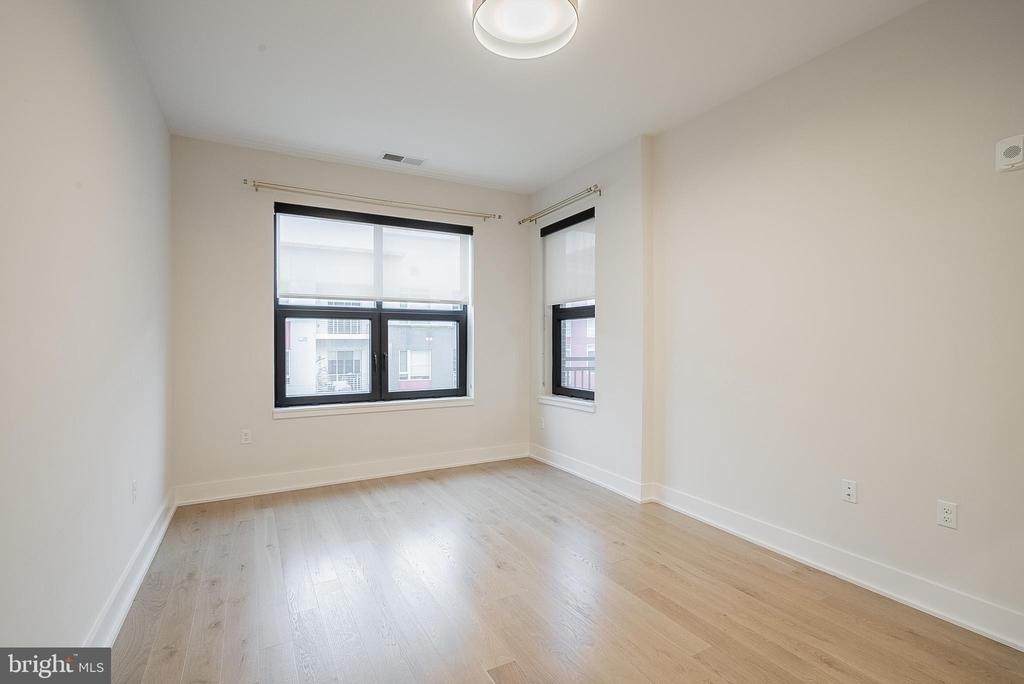 701 Swann Avenue - Photo 30