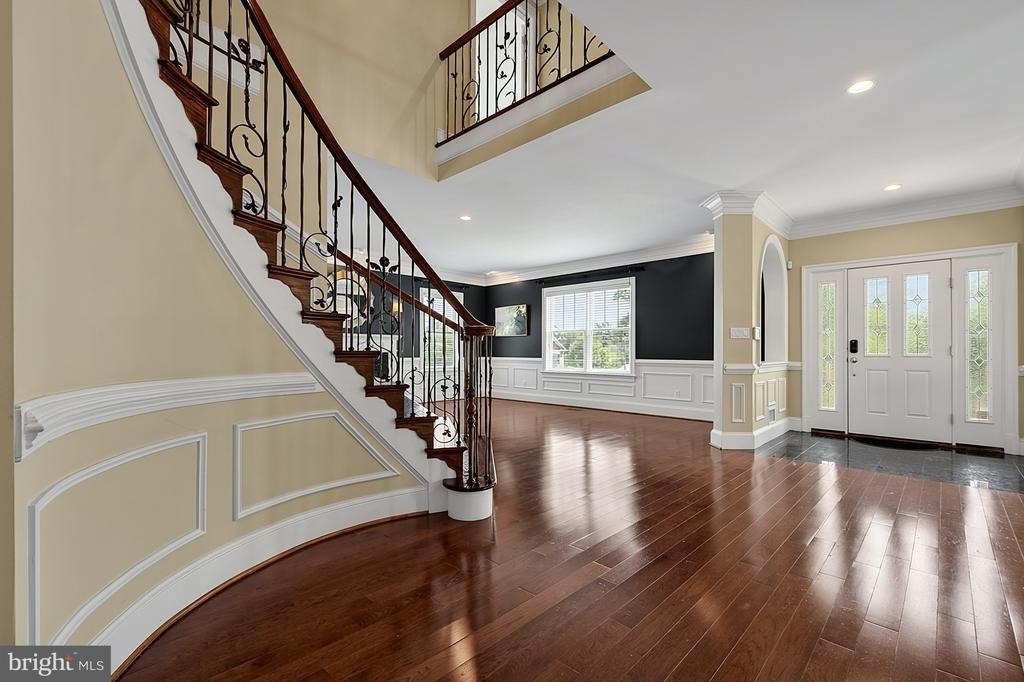 2138 Patrick Henry Drive - Photo 7