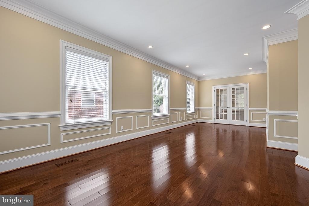 2138 Patrick Henry Drive - Photo 37