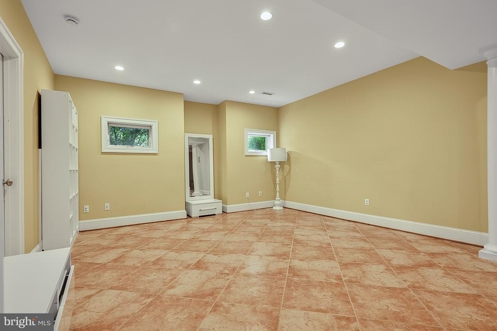 2138 Patrick Henry Drive - Photo 71