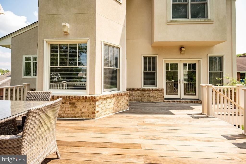 2138 Patrick Henry Drive - Photo 28