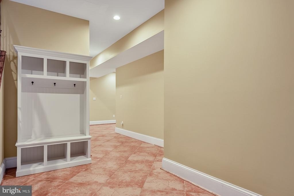 2138 Patrick Henry Drive - Photo 76