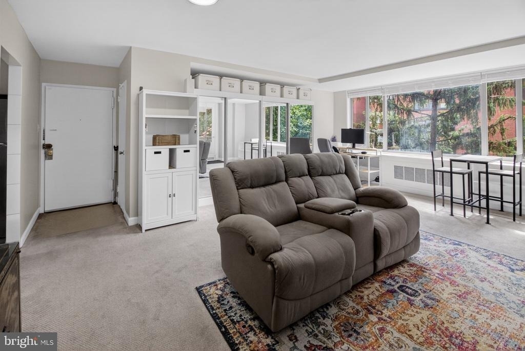 1121 Arlington Boulevard - Photo 4