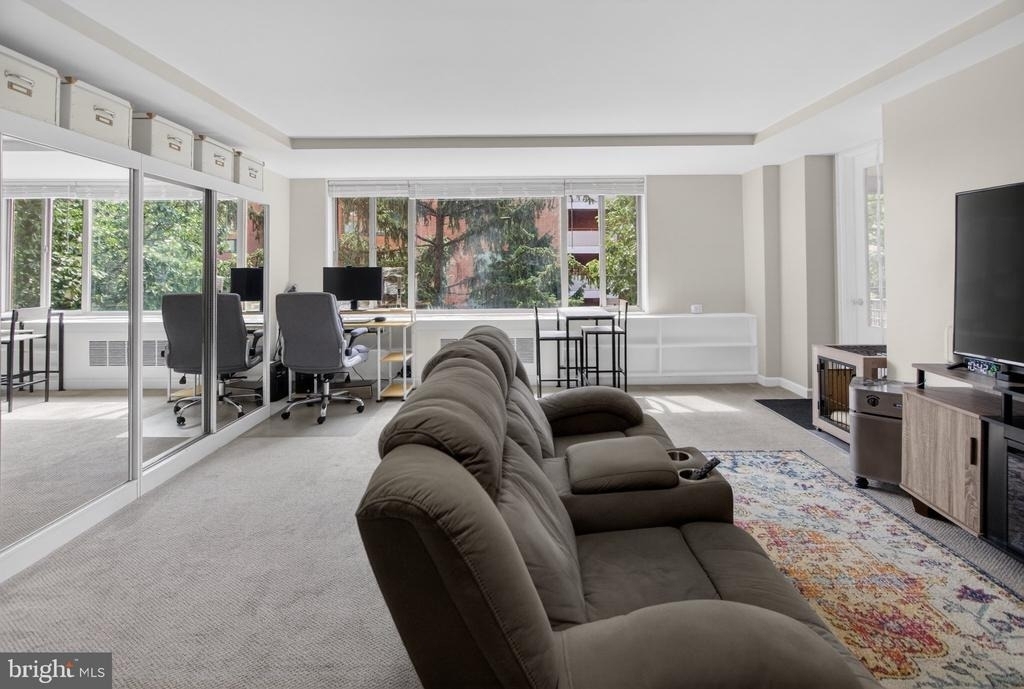 1121 Arlington Boulevard - Photo 2