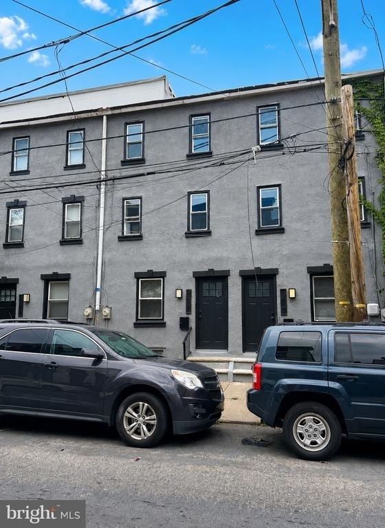 109 W Thompson Street - Photo 4
