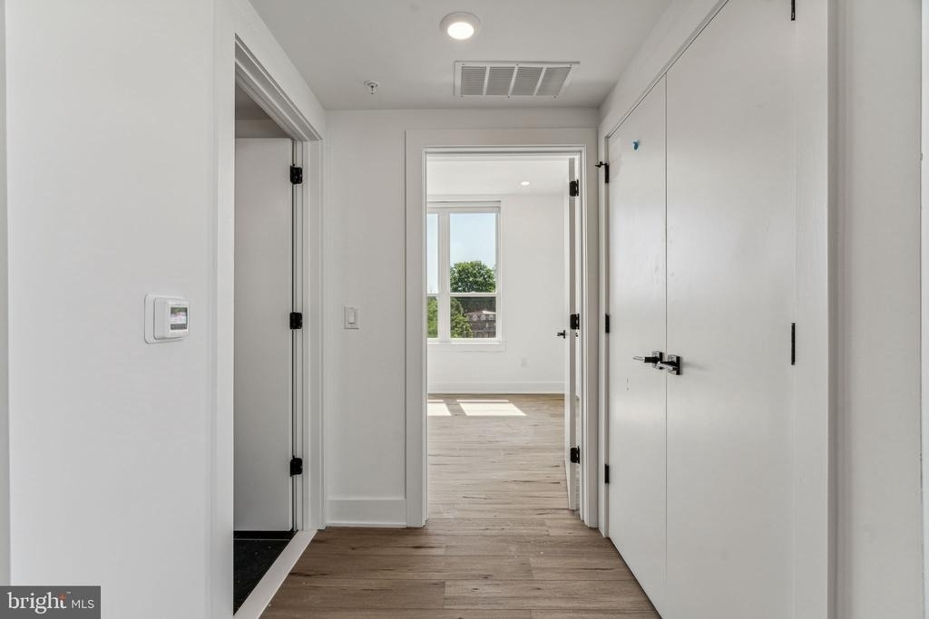 139 W Chelten Avenue - Photo 8
