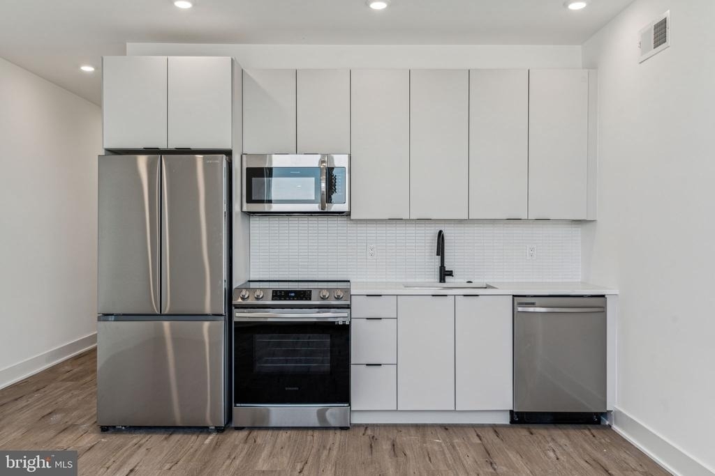 139 W Chelten Avenue - Photo 5