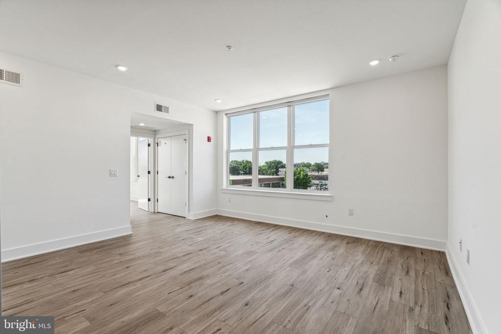139 W Chelten Avenue - Photo 1