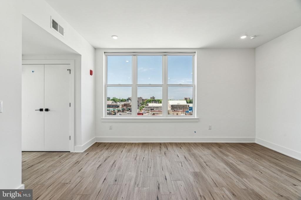 139 W Chelten Avenue - Photo 10