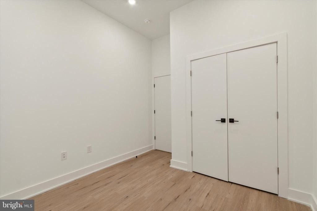 139 W Chelten Avenue - Photo 21