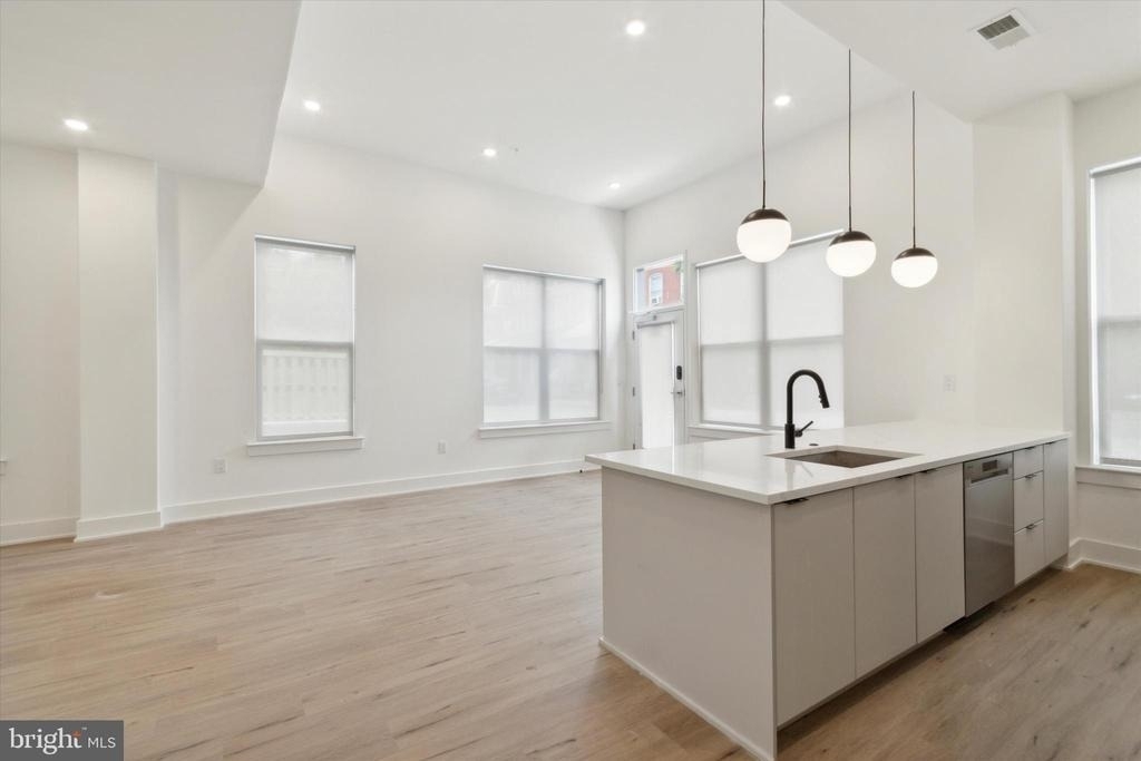 139 W Chelten Avenue - Photo 4
