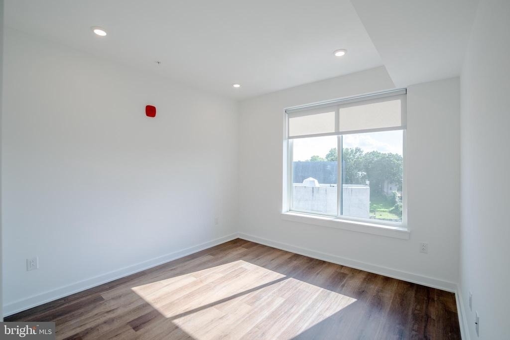 5904 Germantown Avenue - Photo 7