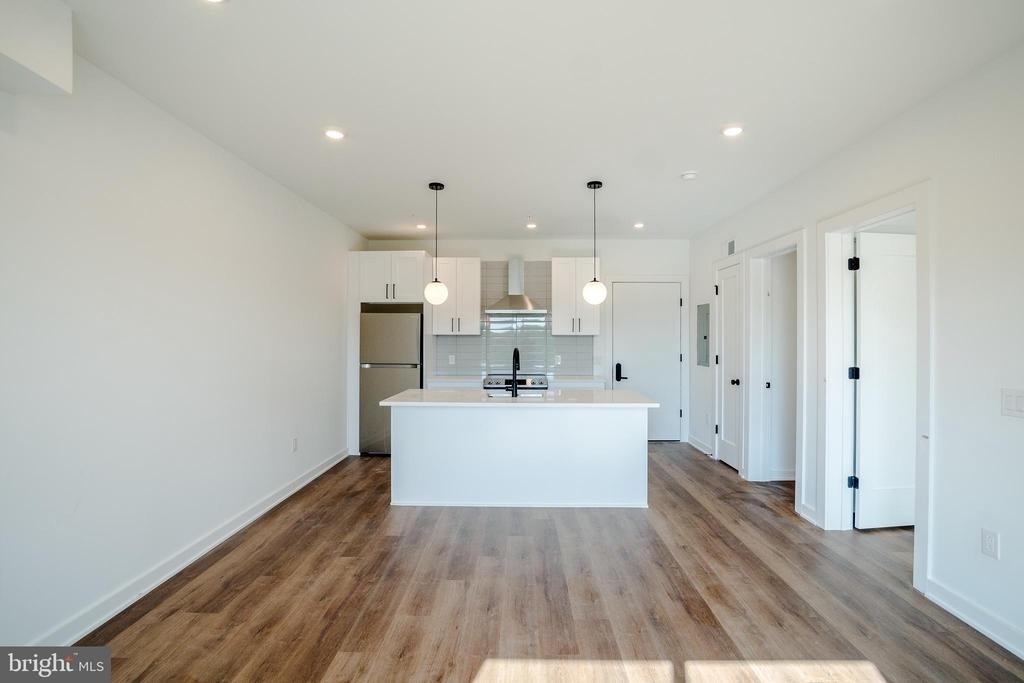 5904 Germantown Avenue - Photo 3