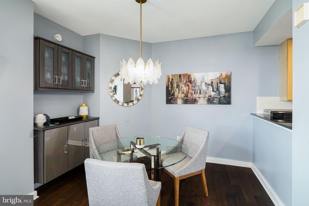 111 S 15th Street - Photo 6