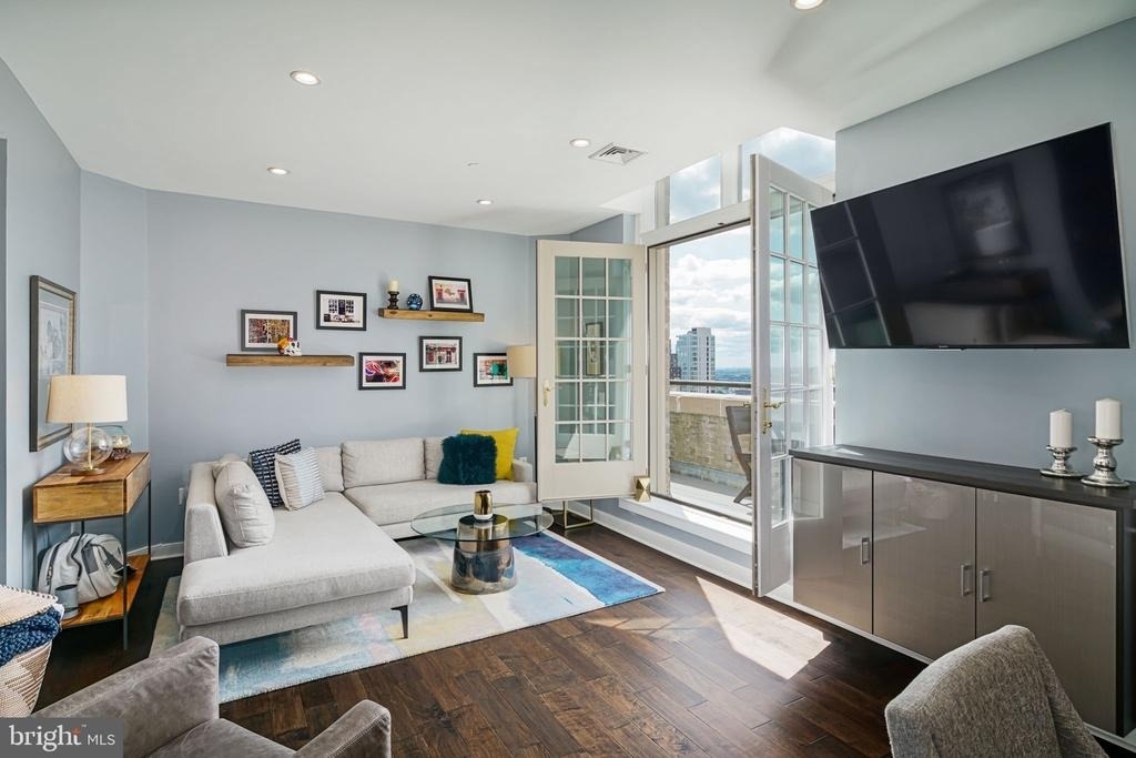 111 S 15th Street - Photo 8