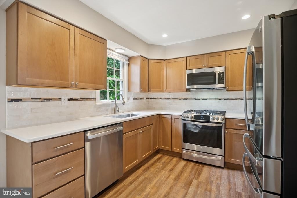 5400 Wissahickon Avenue - Photo 12