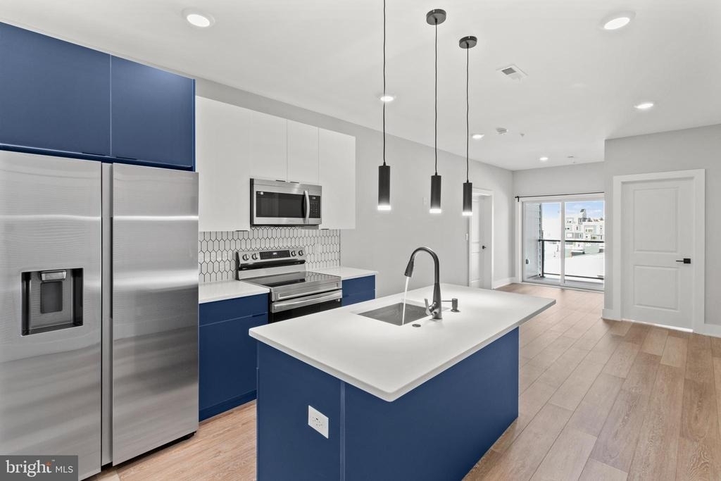2626 Trenton Ave - Photo 1