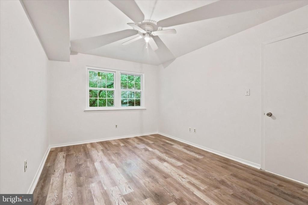 175 Parker Avenue - Photo 19