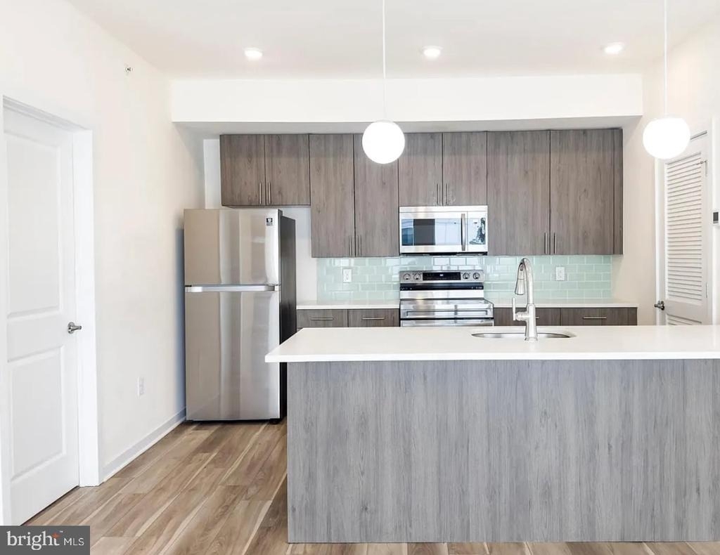 1600 Germantown Avenue - Photo 1