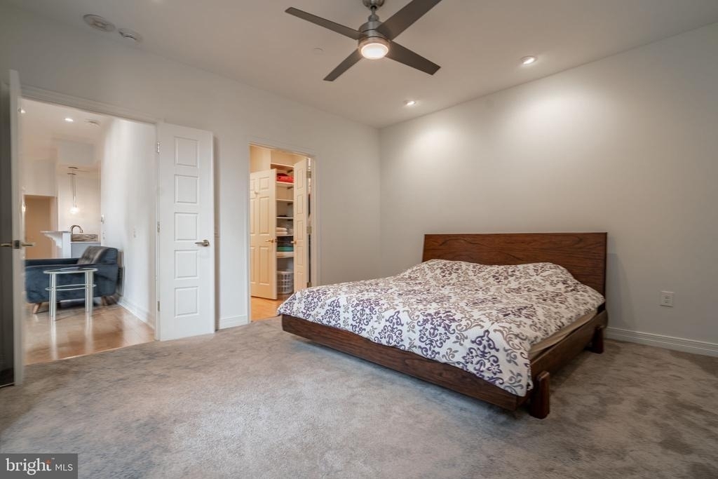 1600 Arch Street - Photo 10