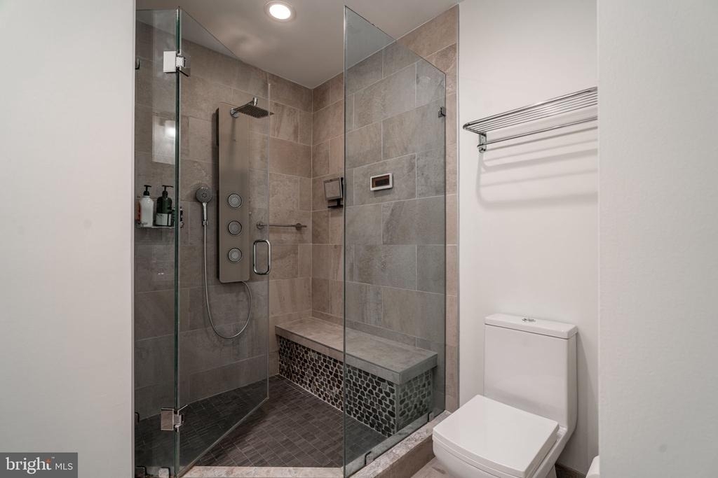 1600 Arch Street - Photo 15