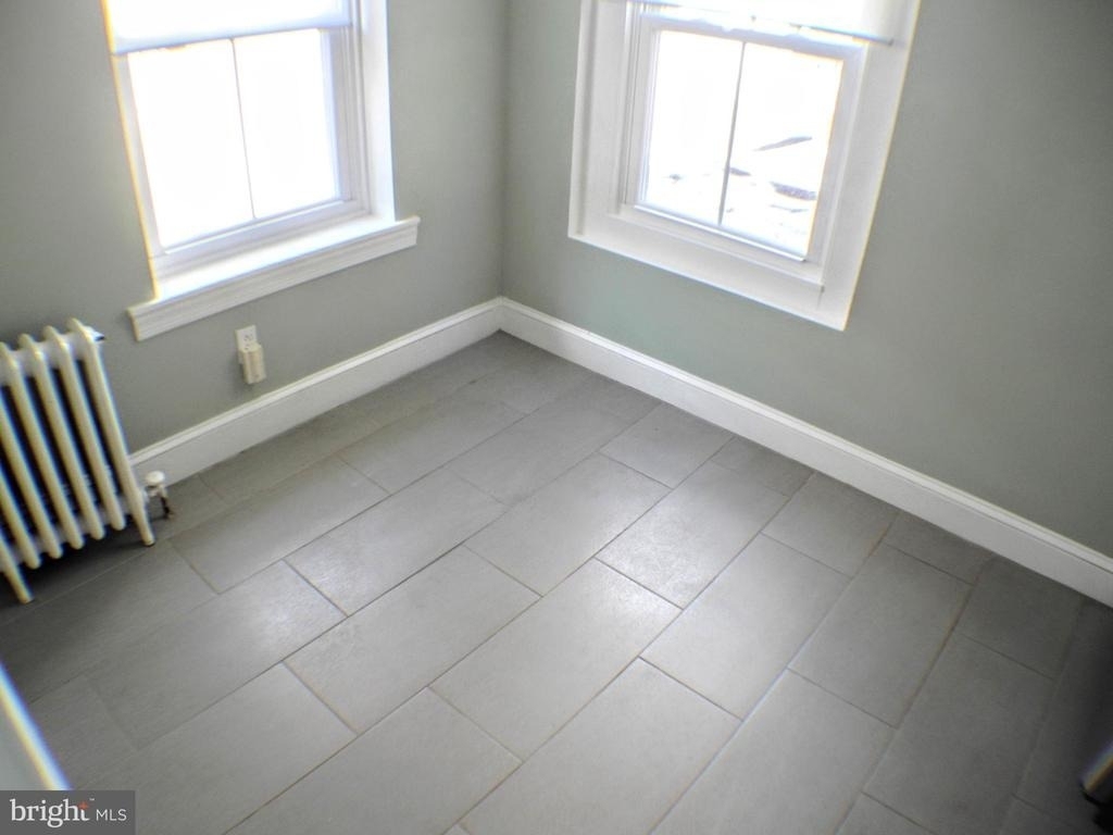 739 N 17th Street - Photo 2