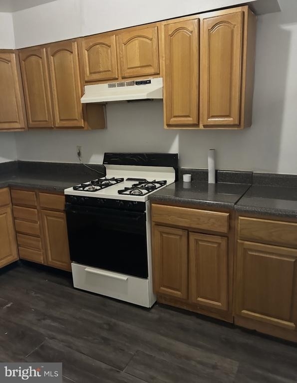 151 W Penn Street - Photo 9