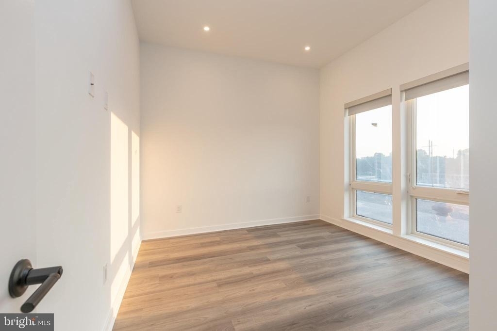 3120 W Jefferson Street - Photo 11