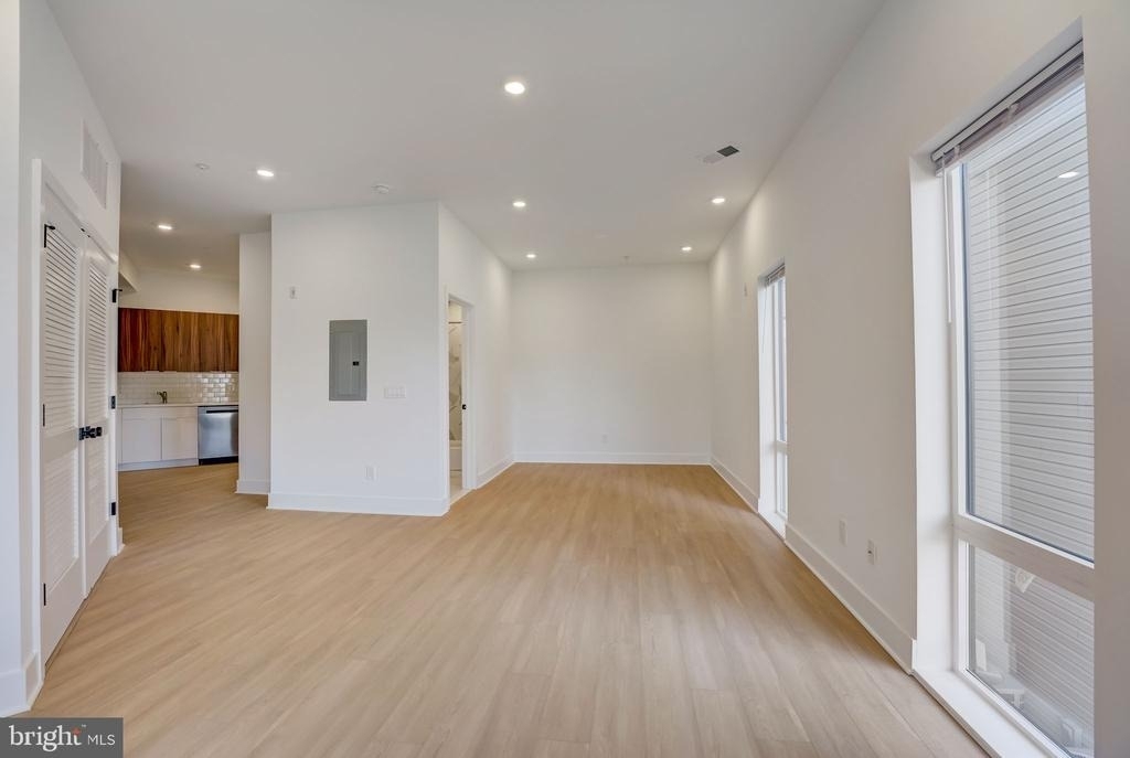 4200 Lancaster Avenue - Photo 14